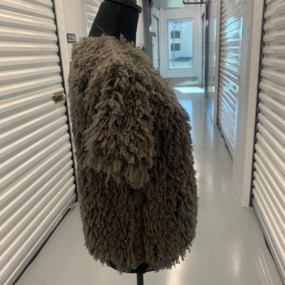 Copper Key Fluffy Grey Short Sleeve Jacket - Picture 6 of 8